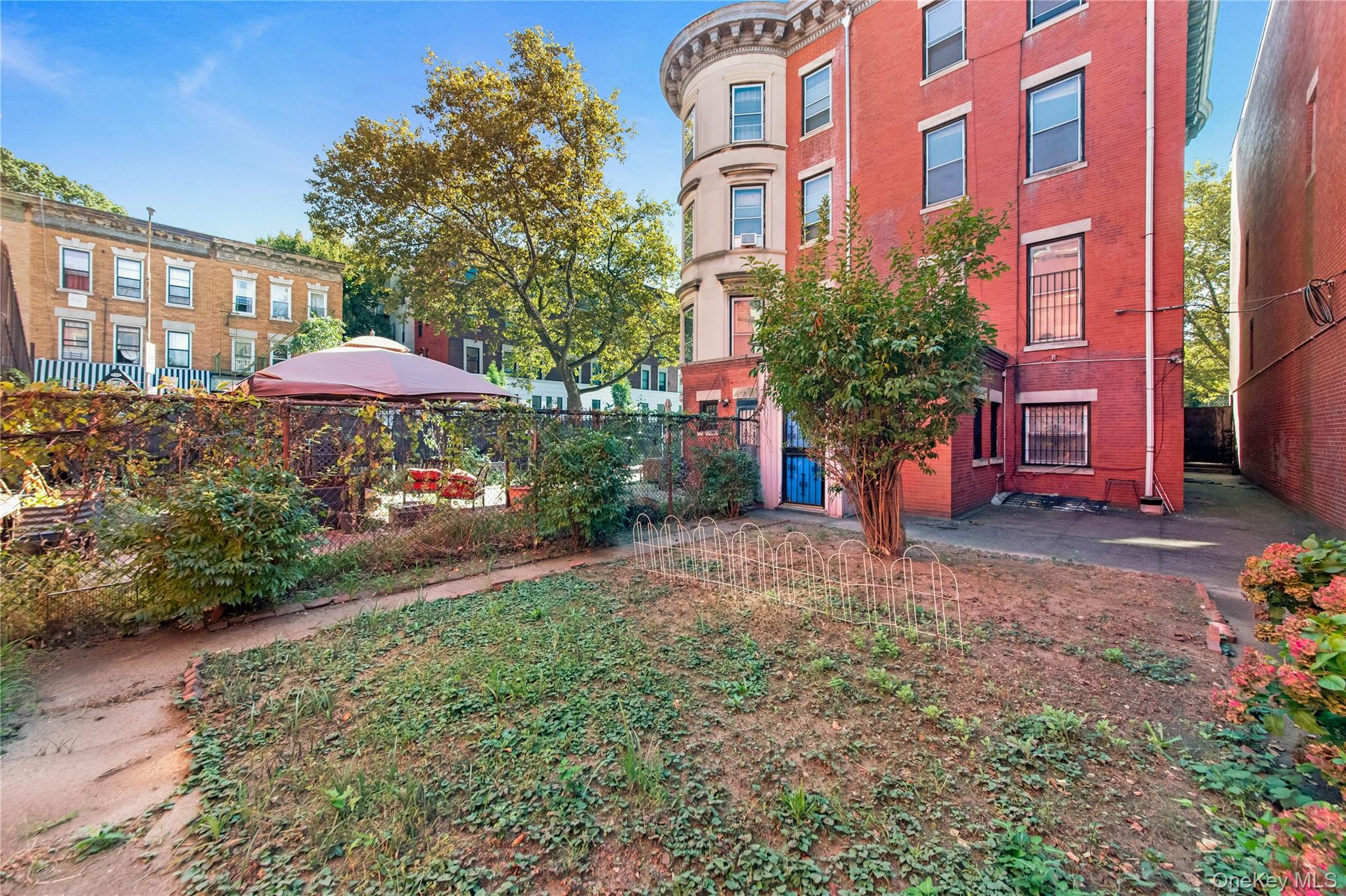 903 Saint Marks Avenue, Brooklyn, NY 11213