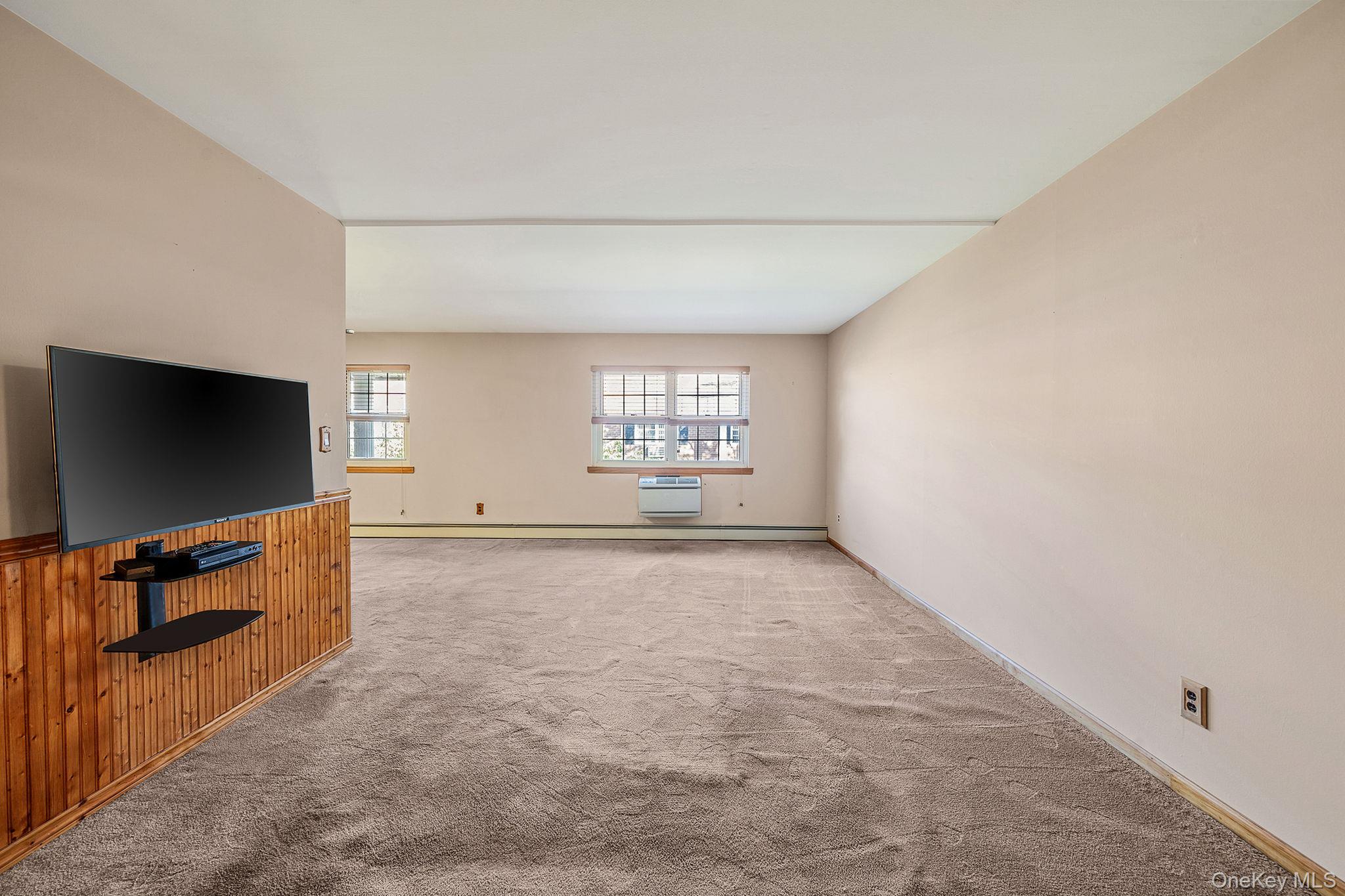 330 Lakeland Avenue # 2H, Sayville, NY 11782