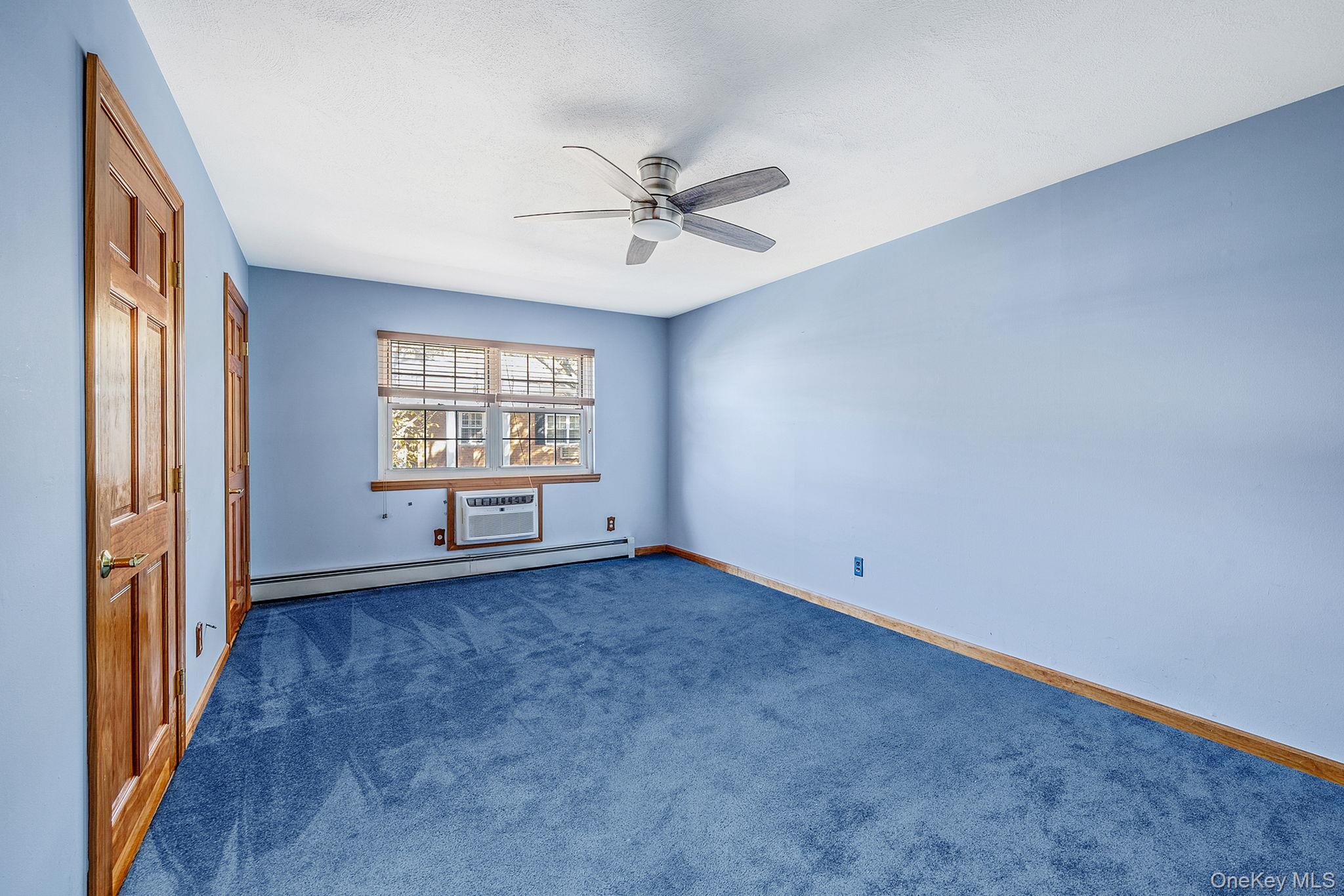 330 Lakeland Avenue # 2H, Sayville, NY 11782