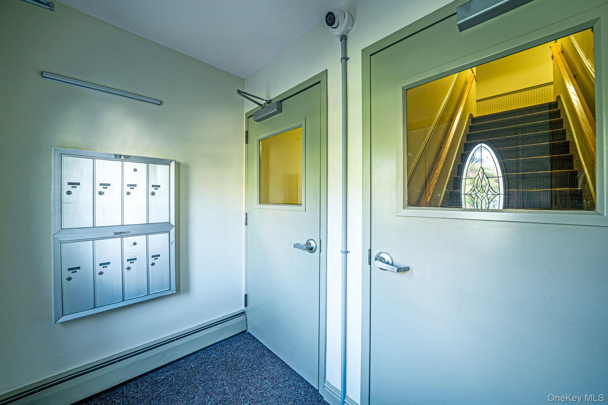 330 Lakeland Avenue # 2H, Sayville, NY 11782