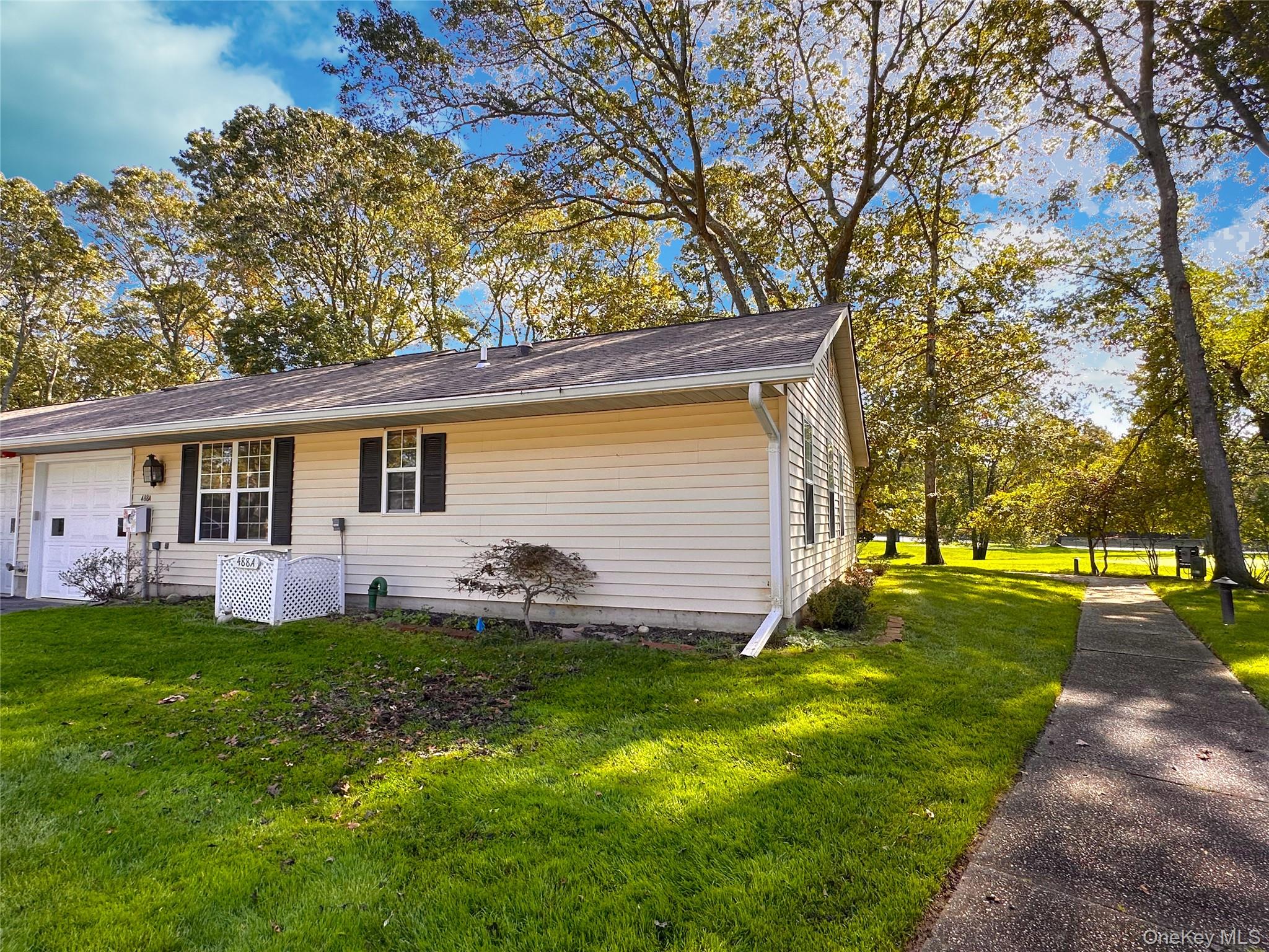 488A Fairway Court # 488A, Ridge, NY 11961