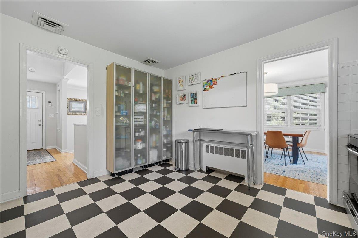 143 Garden Street, Garden City, NY 11530