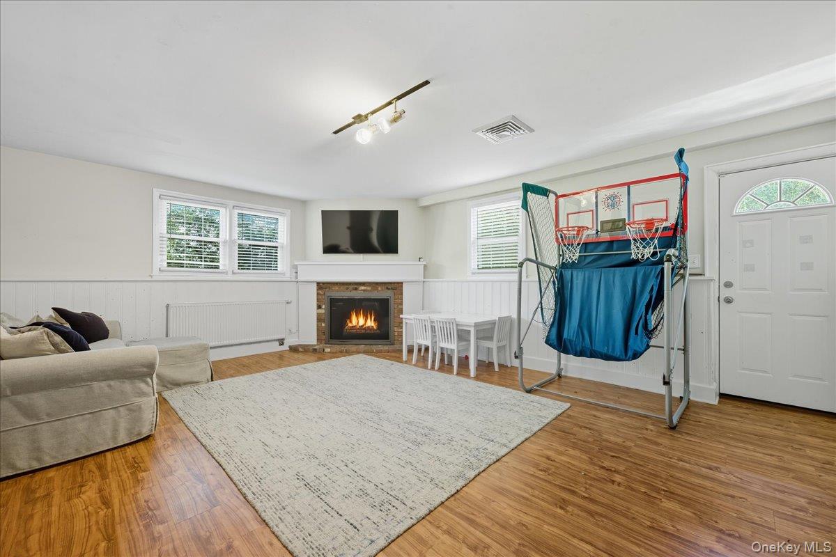 143 Garden Street, Garden City, NY 11530