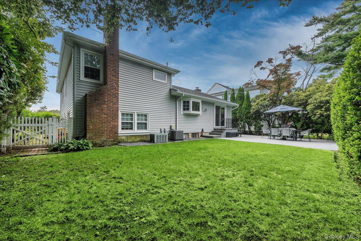 143 Garden Street, Garden City, NY 11530