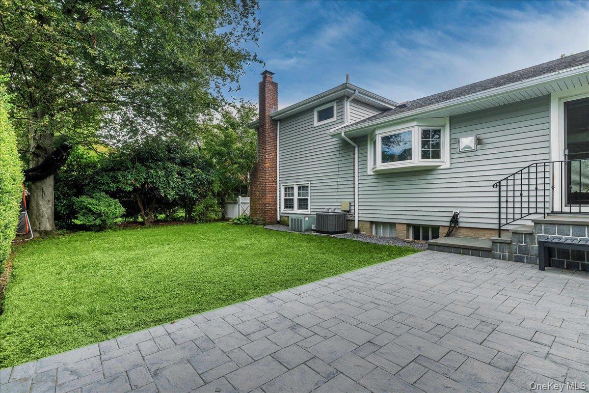 143 Garden Street, Garden City, NY 11530