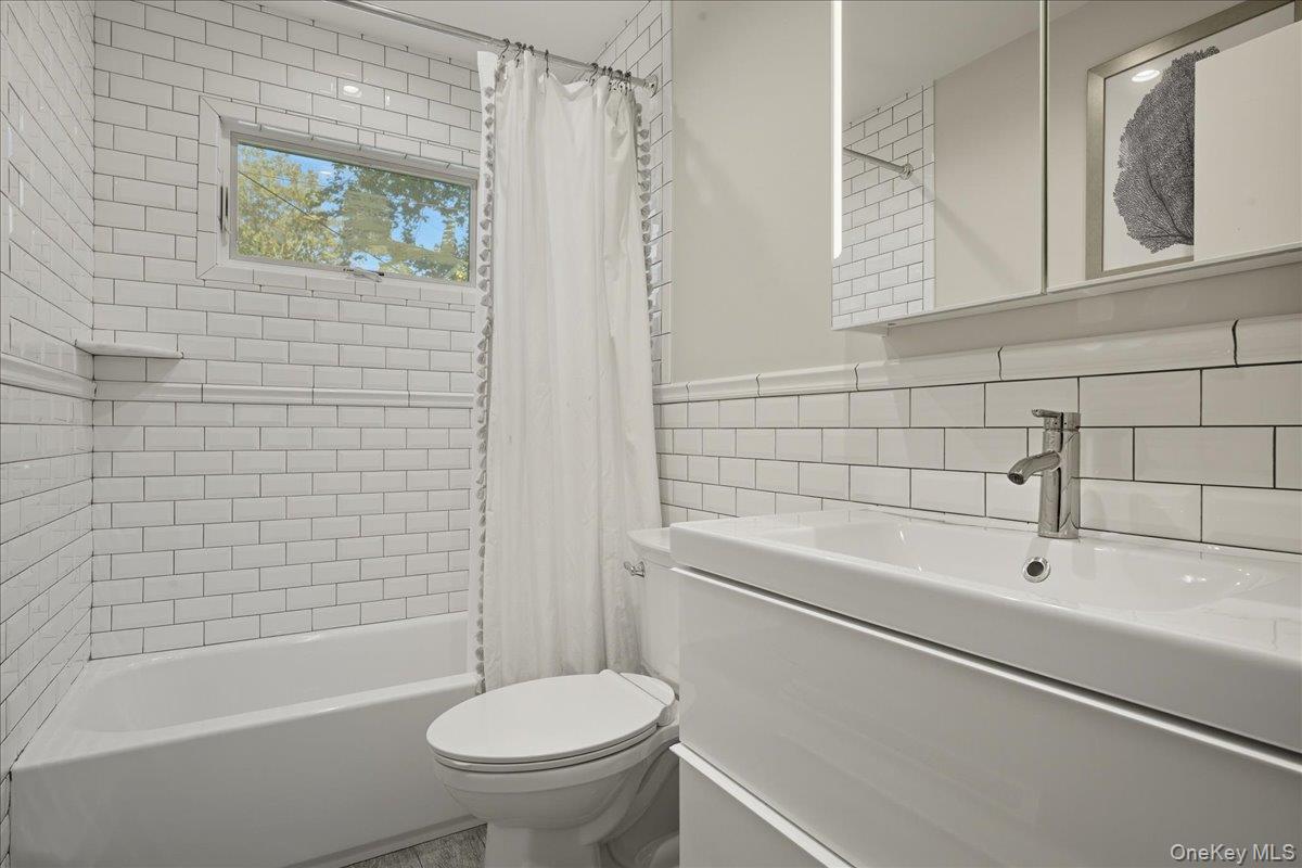 143 Garden Street, Garden City, NY 11530