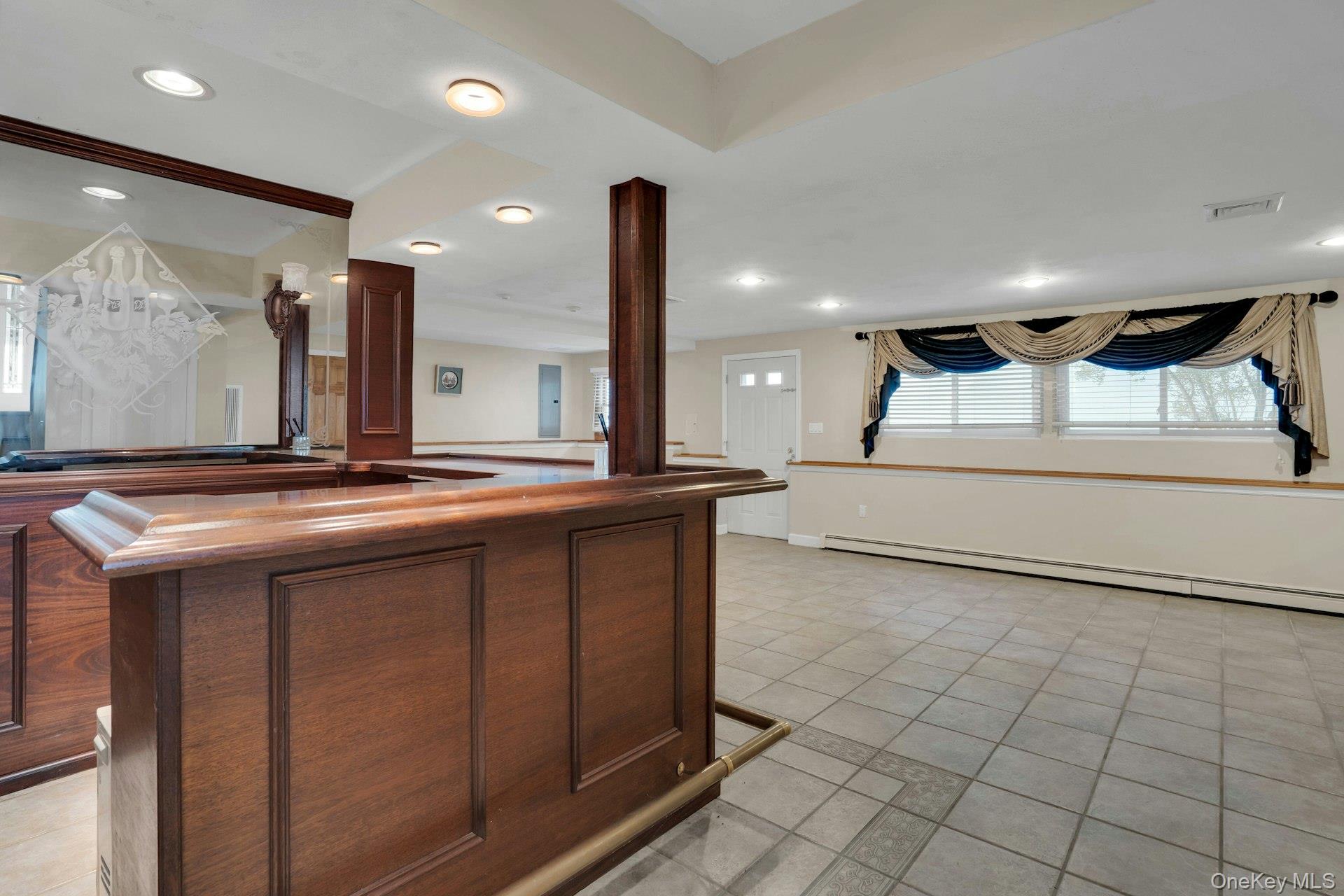 33 Pittoni Drive, Commack, NY 11725