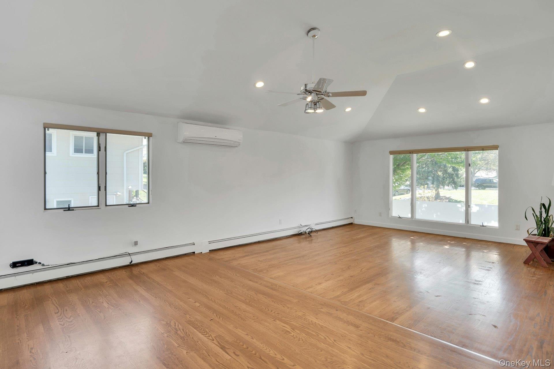 33 Pittoni Drive, Commack, NY 11725