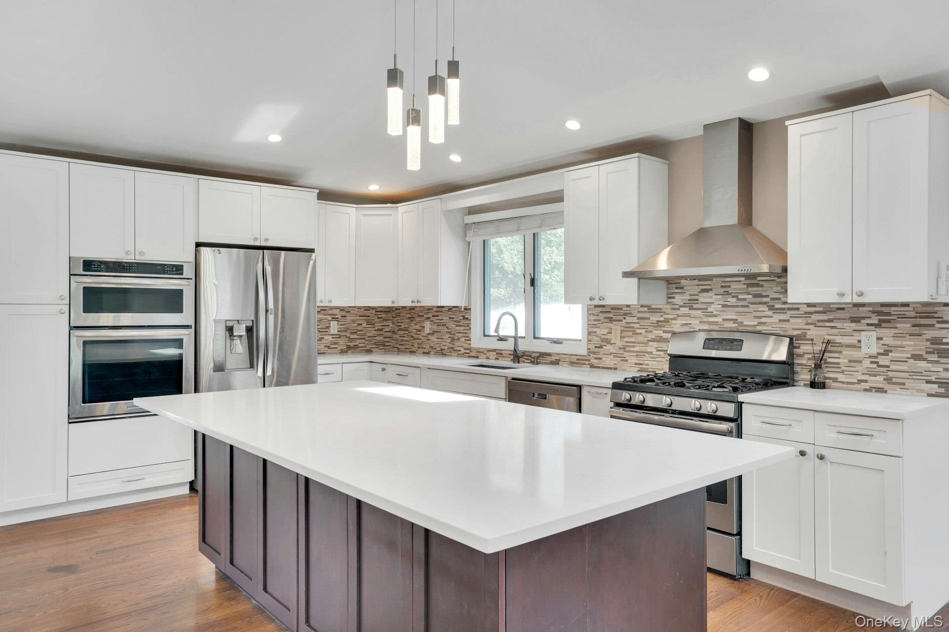 33 Pittoni Drive, Commack, NY 11725