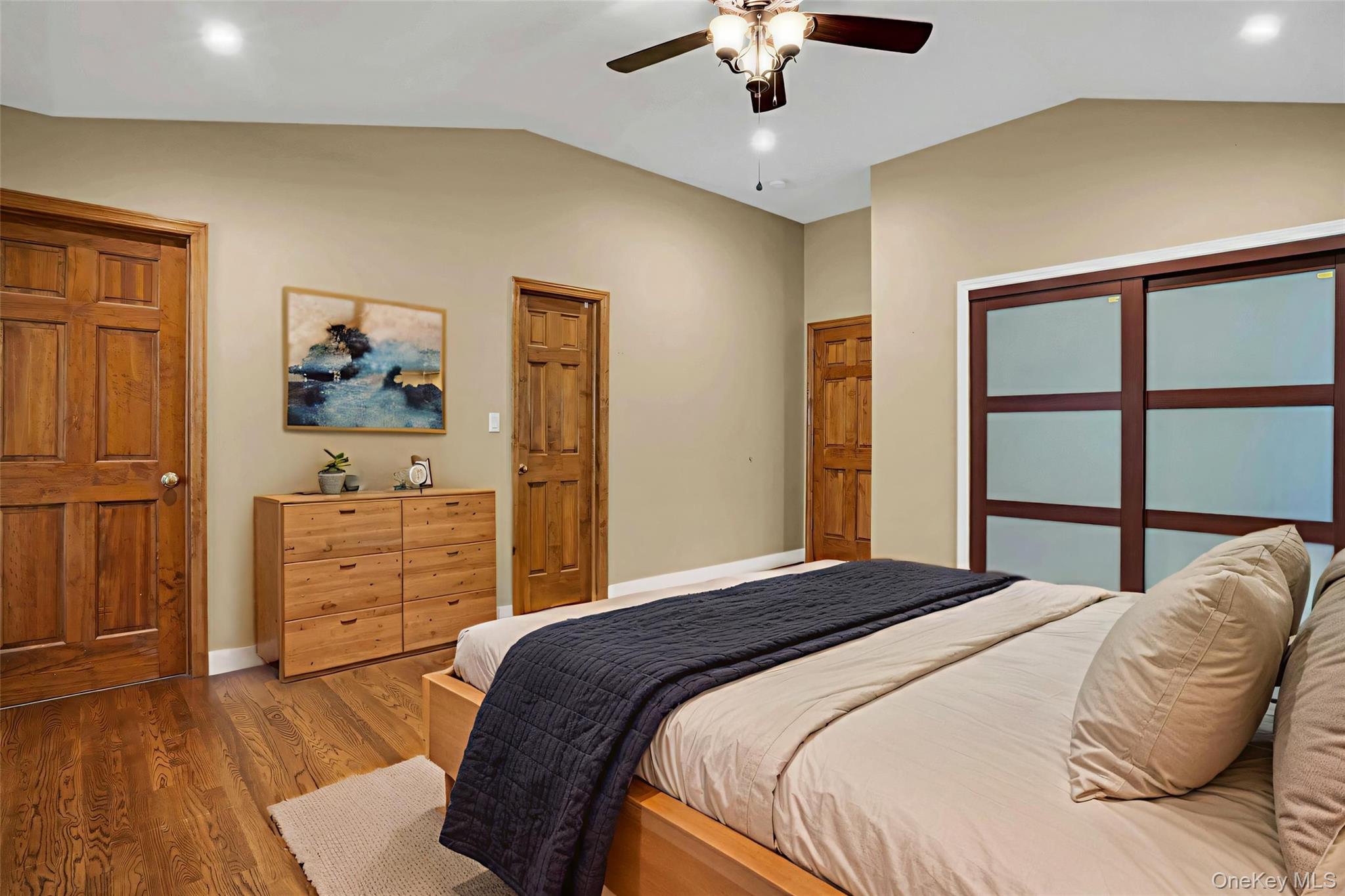 33 Pittoni Drive, Commack, NY 11725