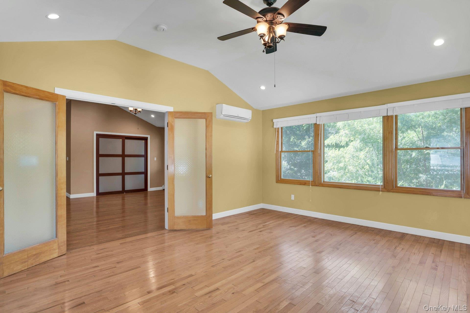 33 Pittoni Drive, Commack, NY 11725