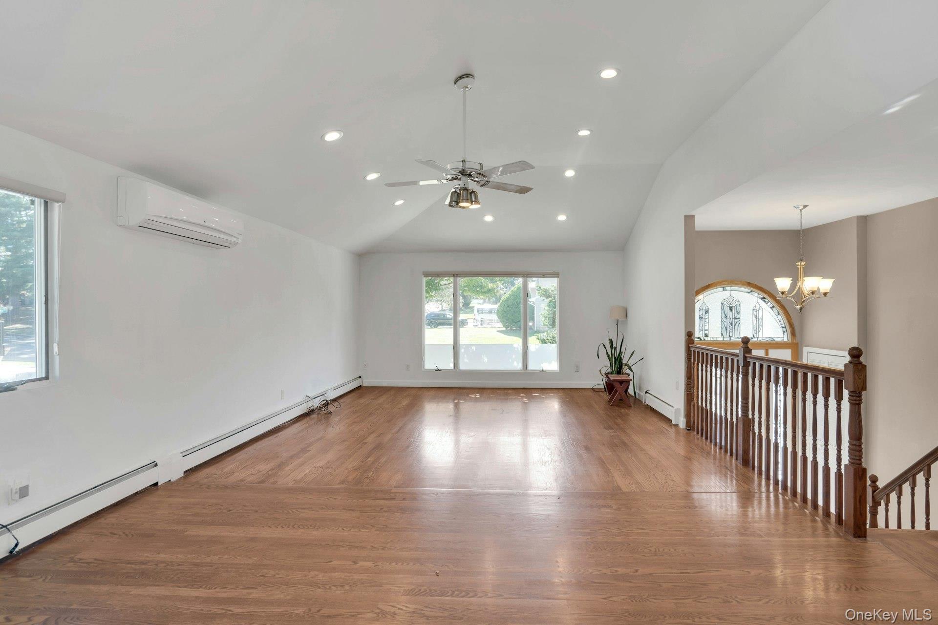 33 Pittoni Drive, Commack, NY 11725