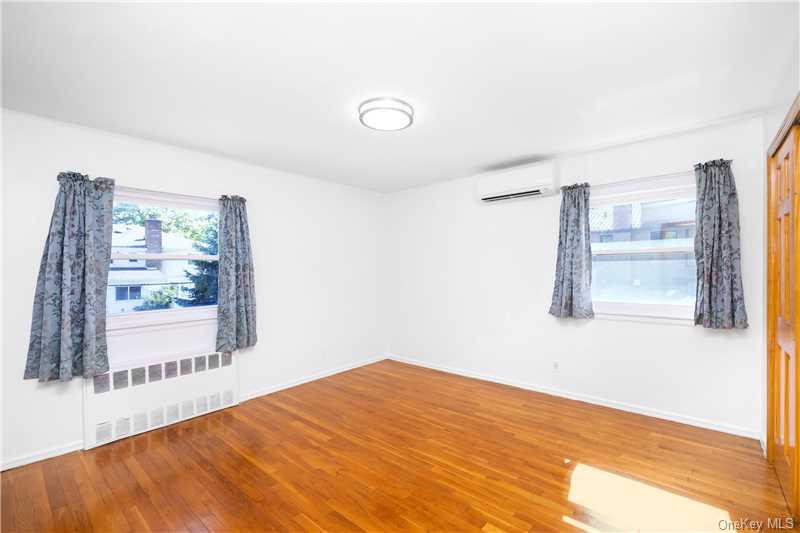 57-15 256th Street, Little Neck, NY 11362