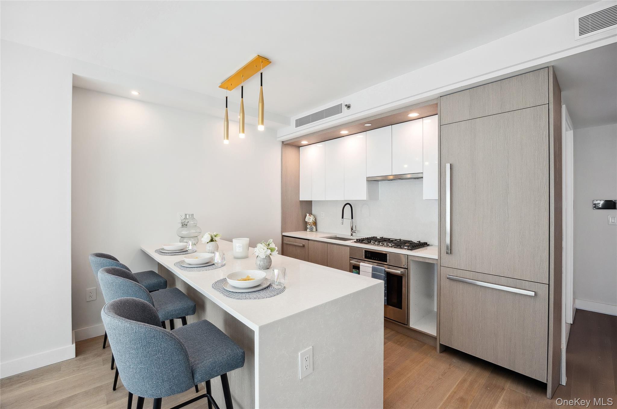 38-20 Parsons Boulevard # 209, Flushing, NY 11354