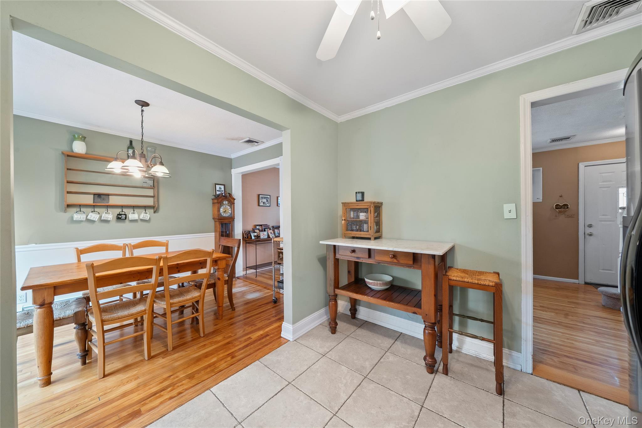 94 Charles Avenue, Massapequa Park, NY 11762