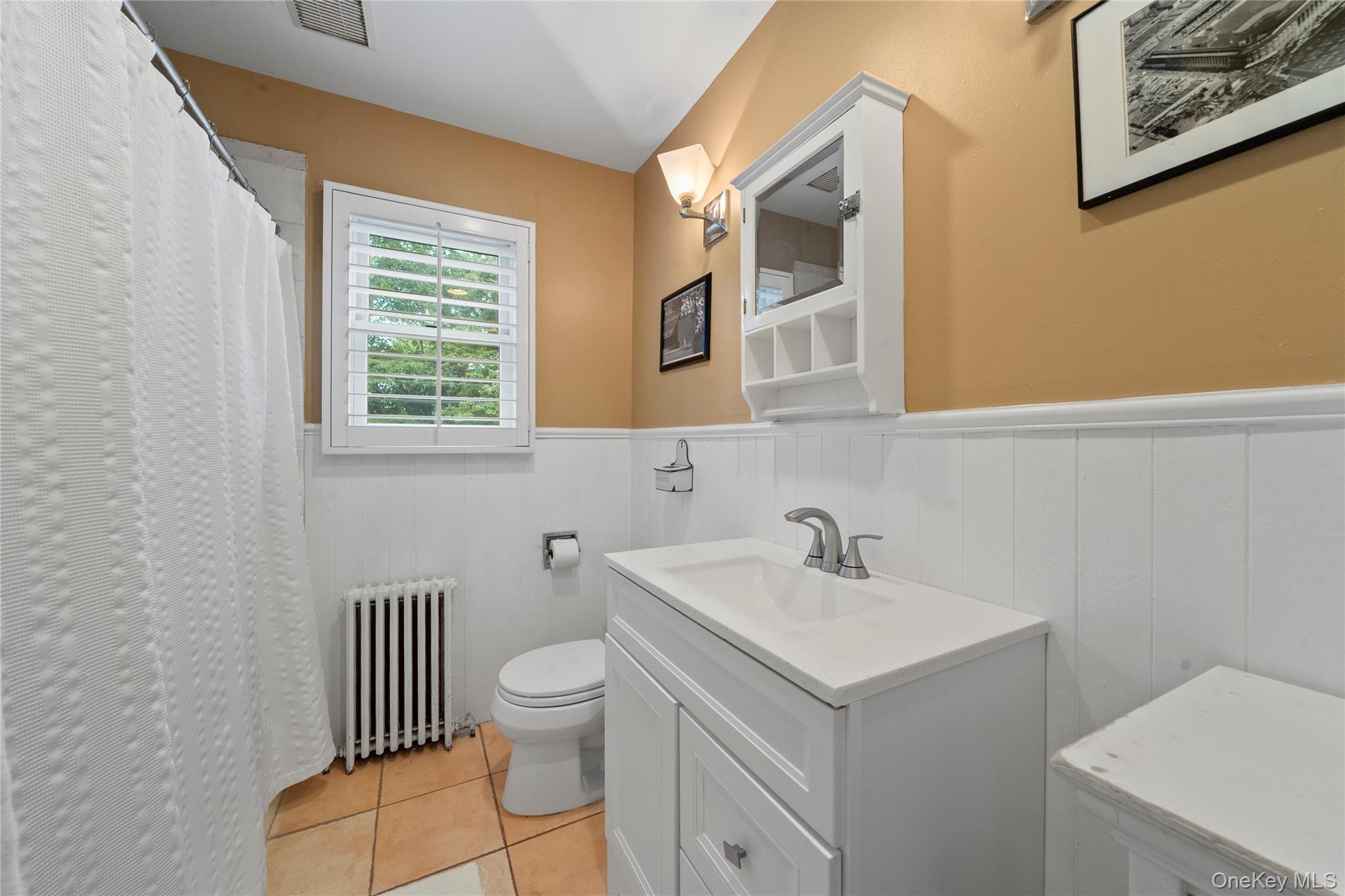 94 Charles Avenue, Massapequa Park, NY 11762