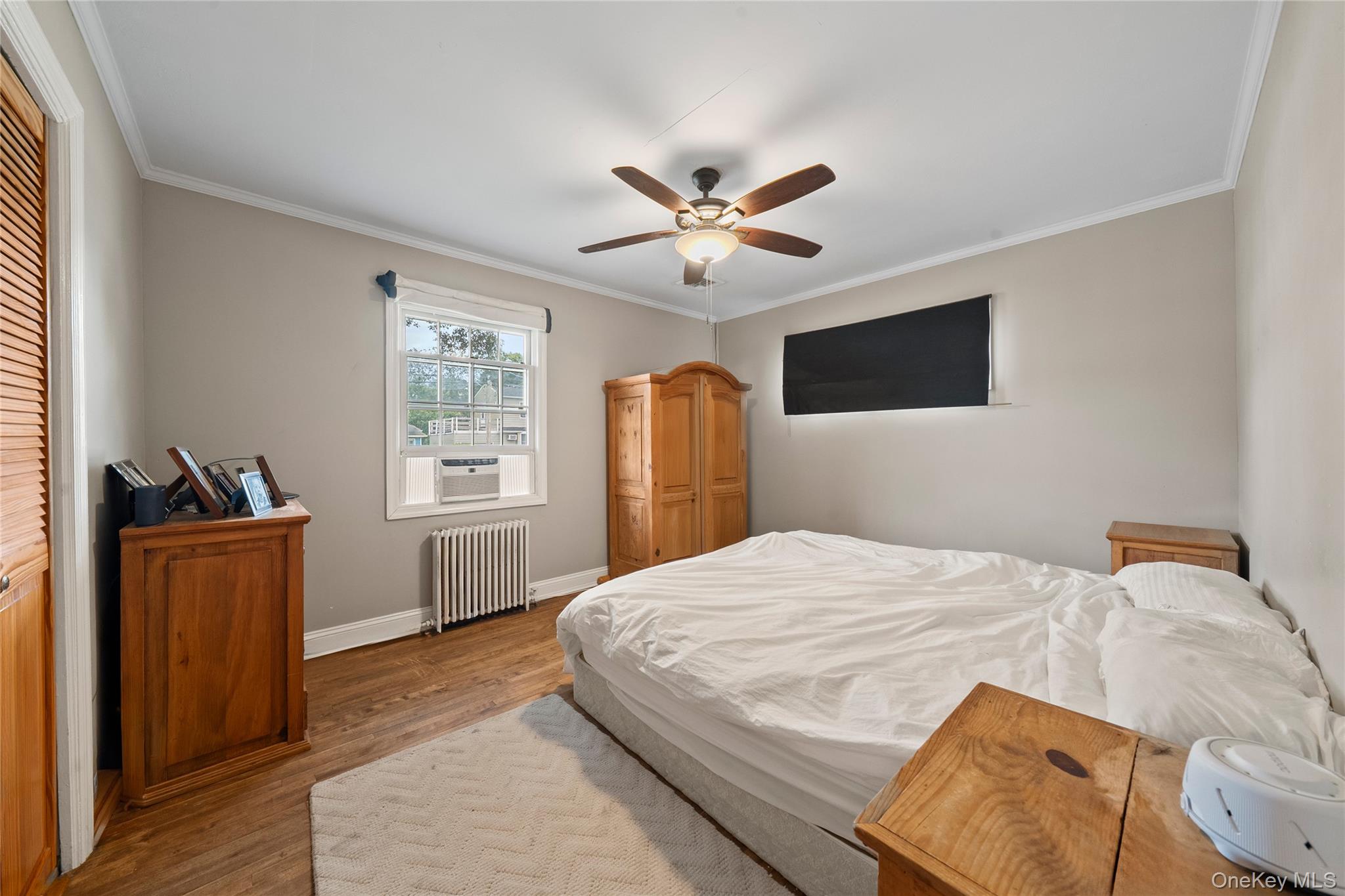 94 Charles Avenue, Massapequa Park, NY 11762