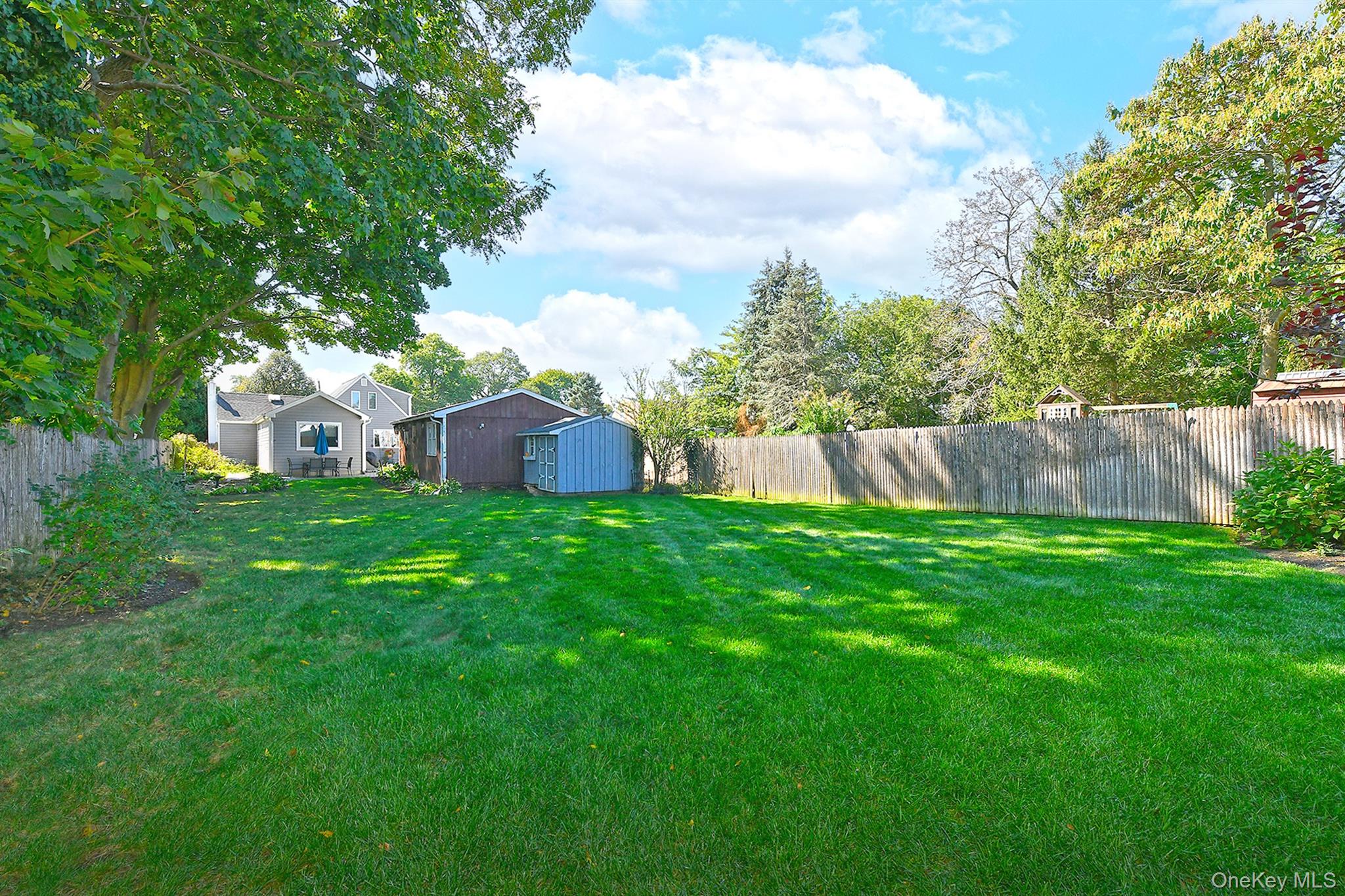 109 W 21st Street, Huntington Station, NY 11746