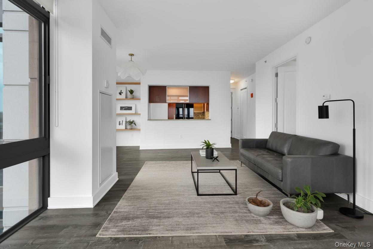 175 Huguenot Street # 1106, New Rochelle, NY 10801