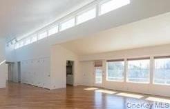 3 Artesian Way, Saint James, NY 11780