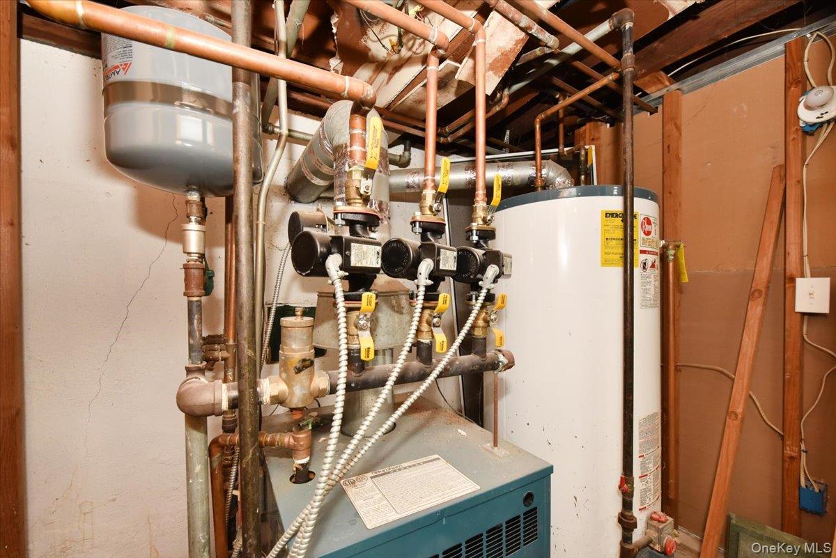 108 Block Boulevard, Massapequa, NY 11762