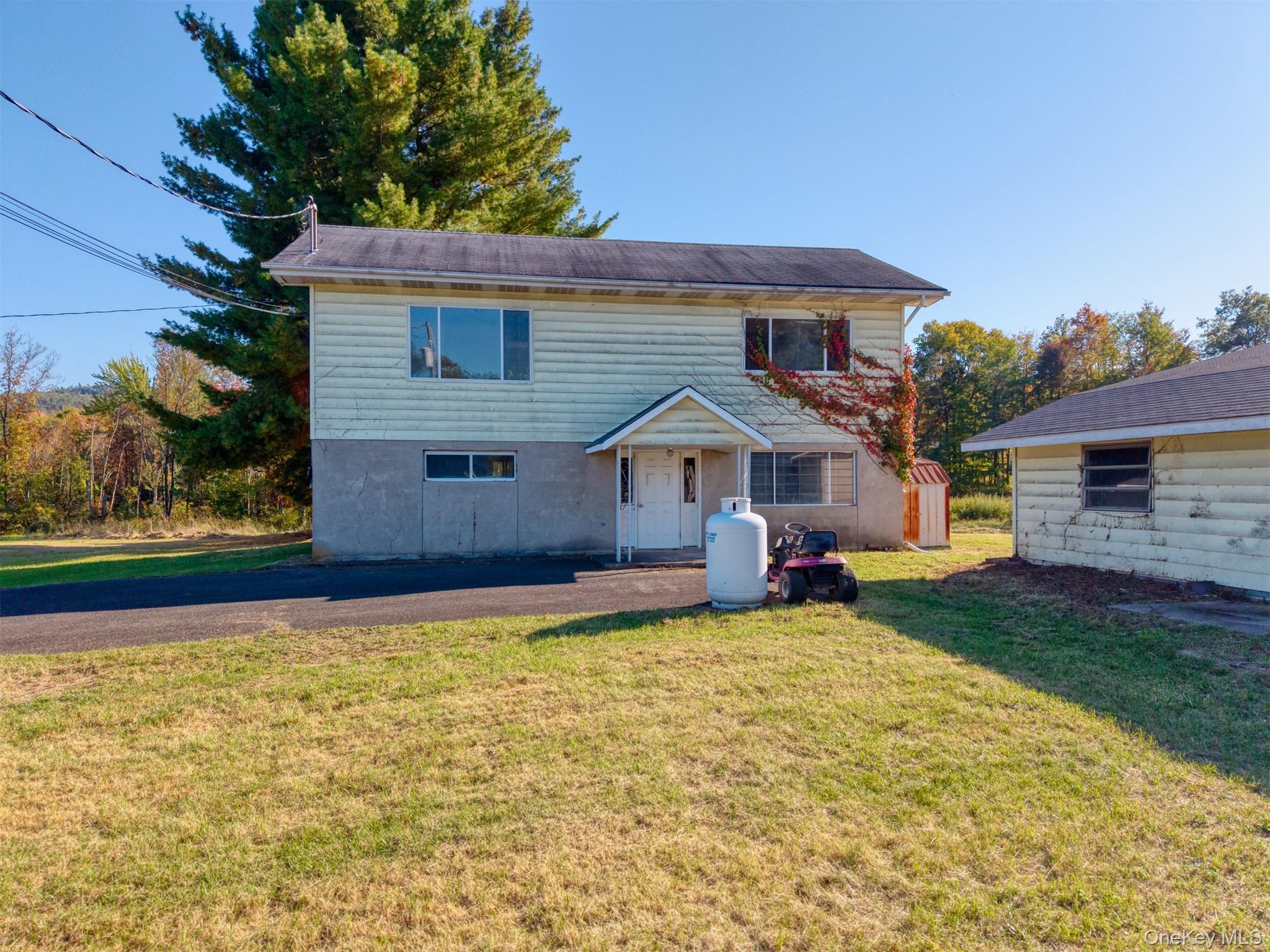 5881-5883 Route 44 55, Kerhonkson, NY 12446