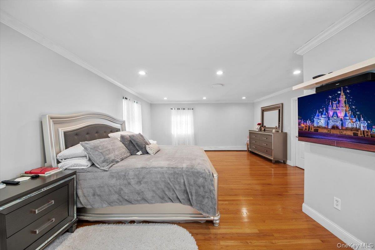 23 Meadow Road, Montrose, NY 10548