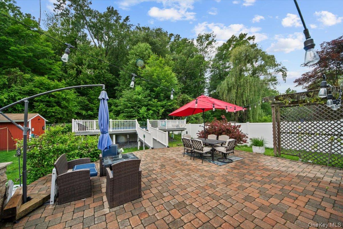 23 Meadow Road, Montrose, NY 10548