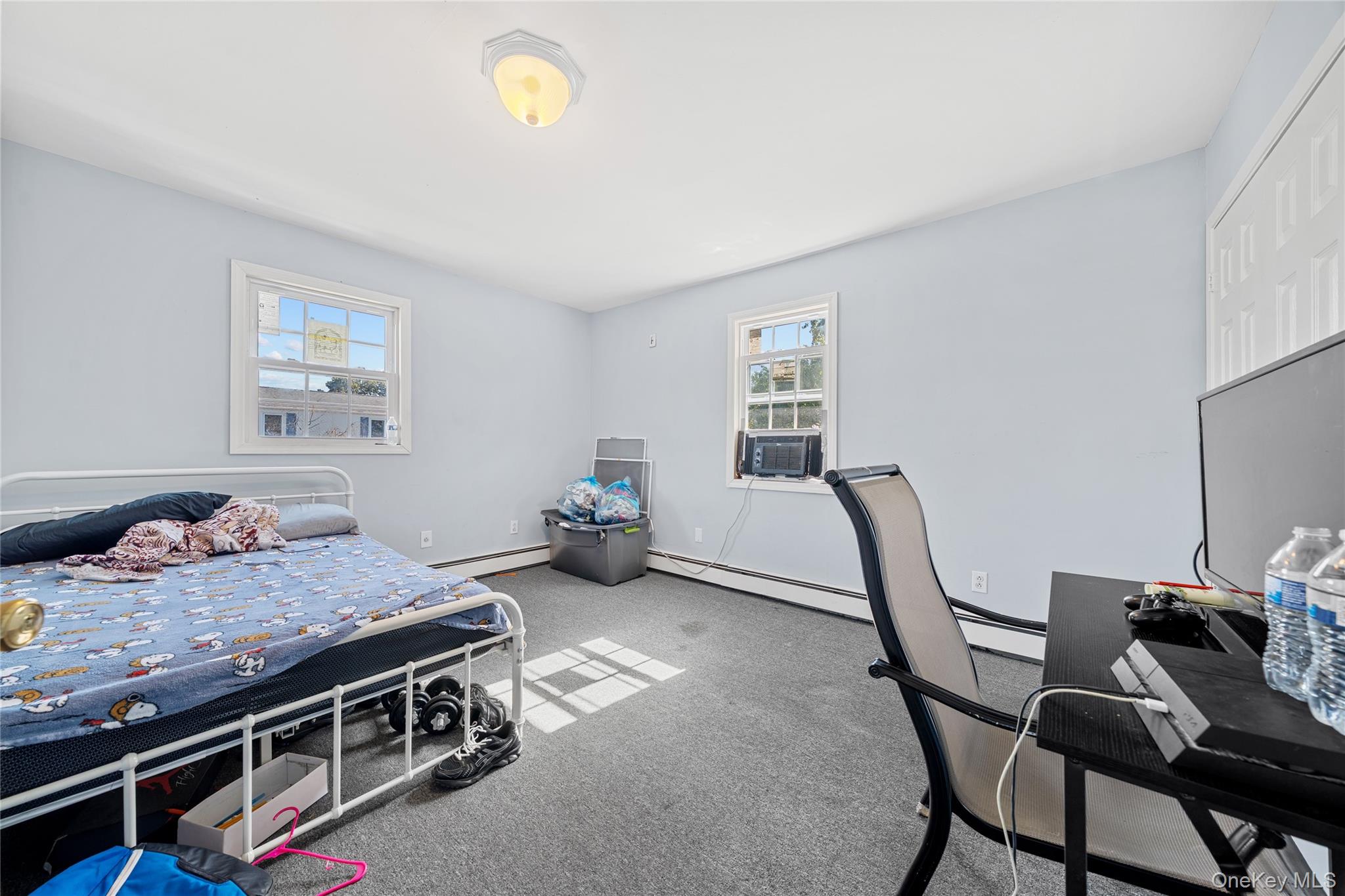 84 E 9th Street, Huntington Station, NY 11746