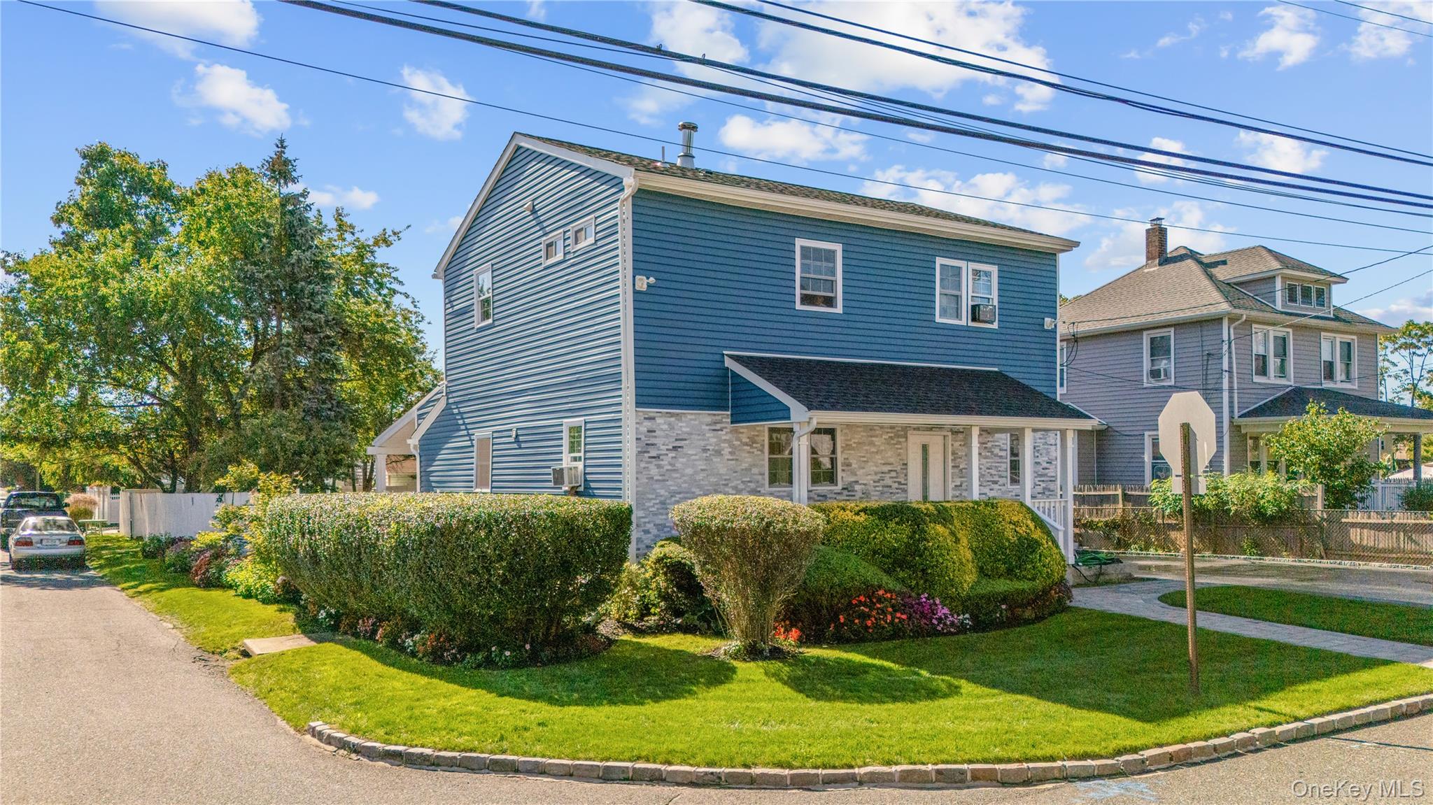 84 E 9th Street, Huntington Station, NY 11746