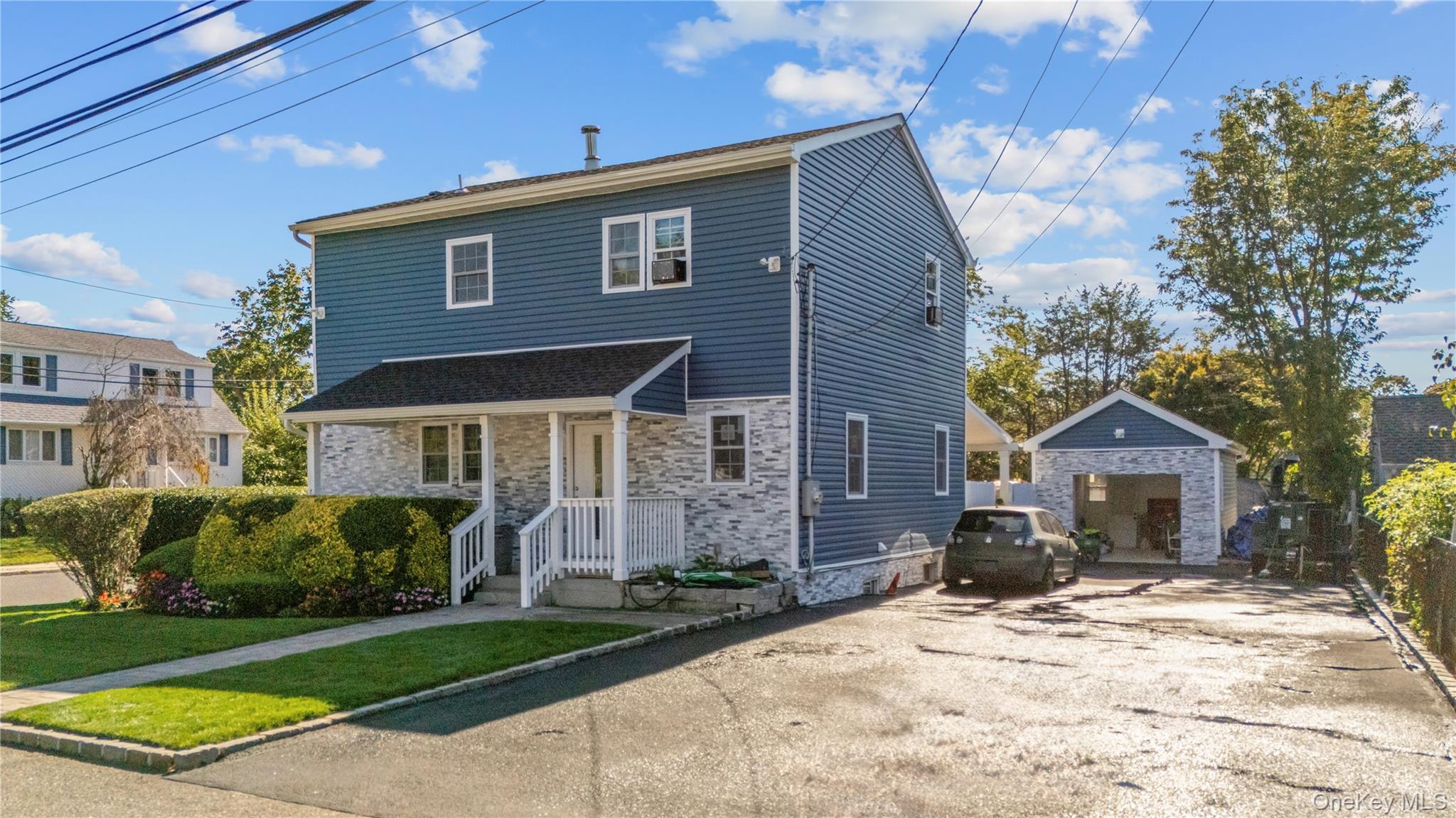 84 E 9th Street, Huntington Station, NY 11746