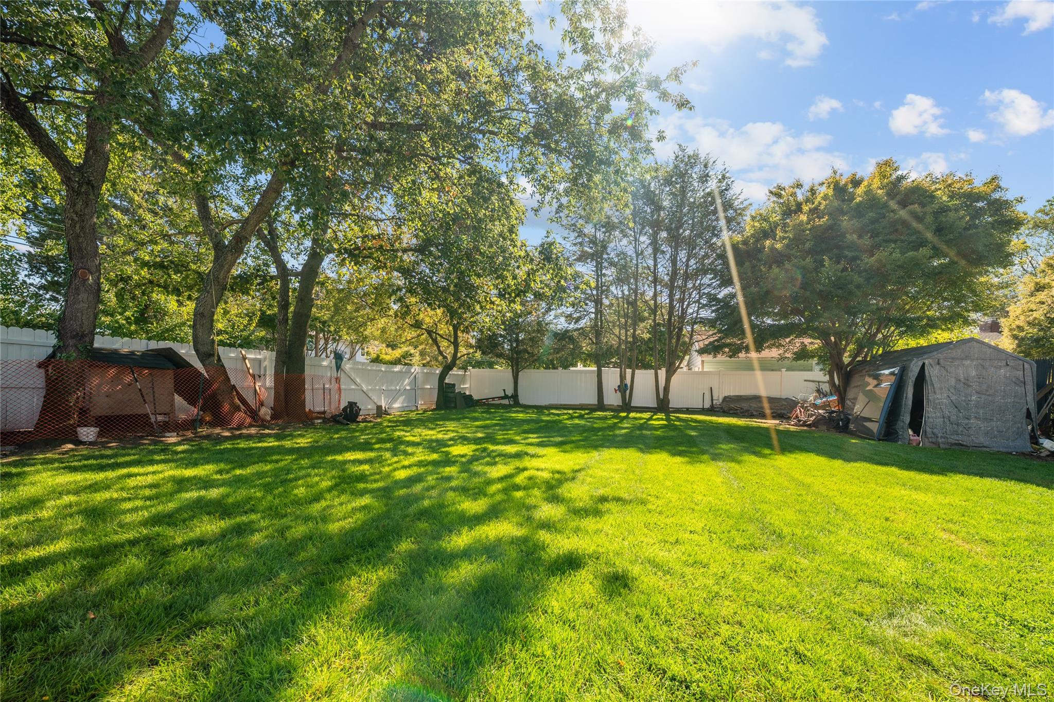 84 E 9th Street, Huntington Station, NY 11746