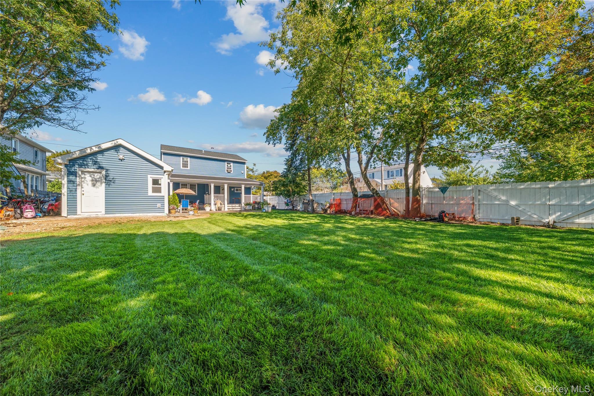 84 E 9th Street, Huntington Station, NY 11746