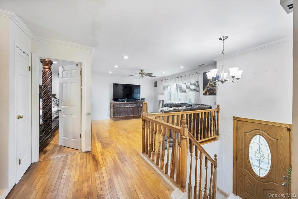 12 Roosevelt Avenue, Greenlawn, NY 11740