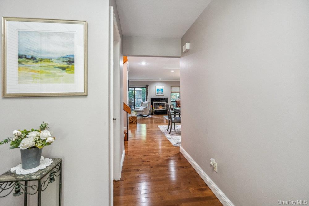 31 Club House Court # 31, Jericho, NY 11753