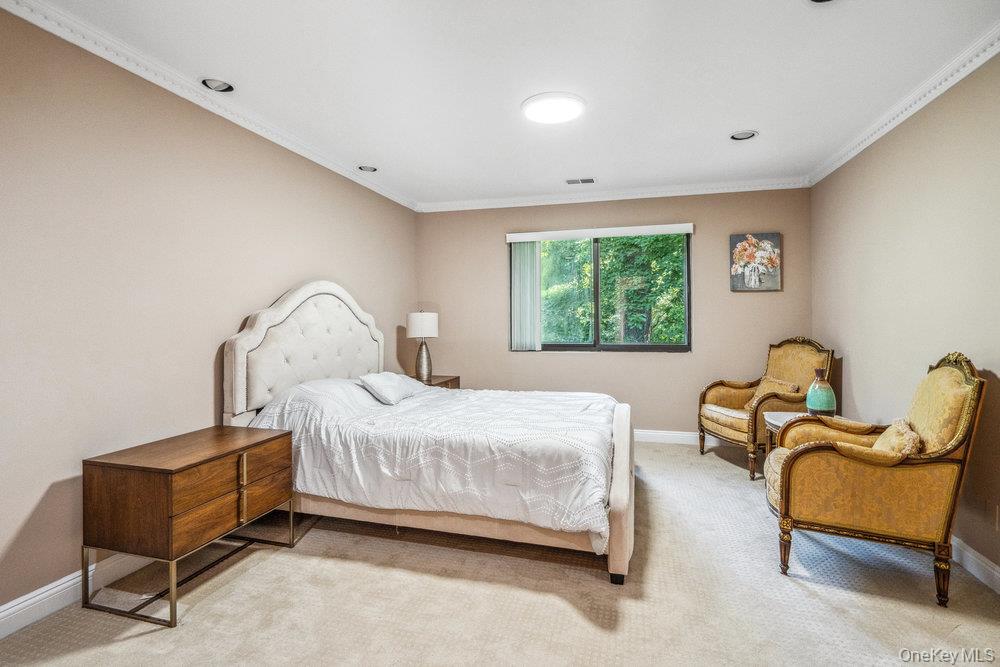 31 Club House Court # 31, Jericho, NY 11753