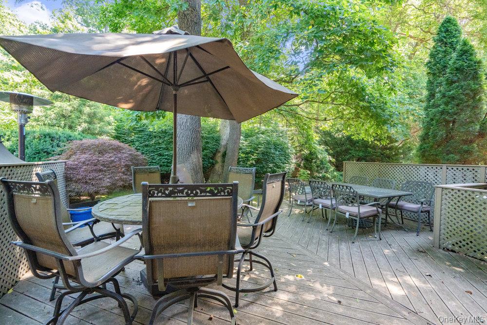 31 Club House Court # 31, Jericho, NY 11753