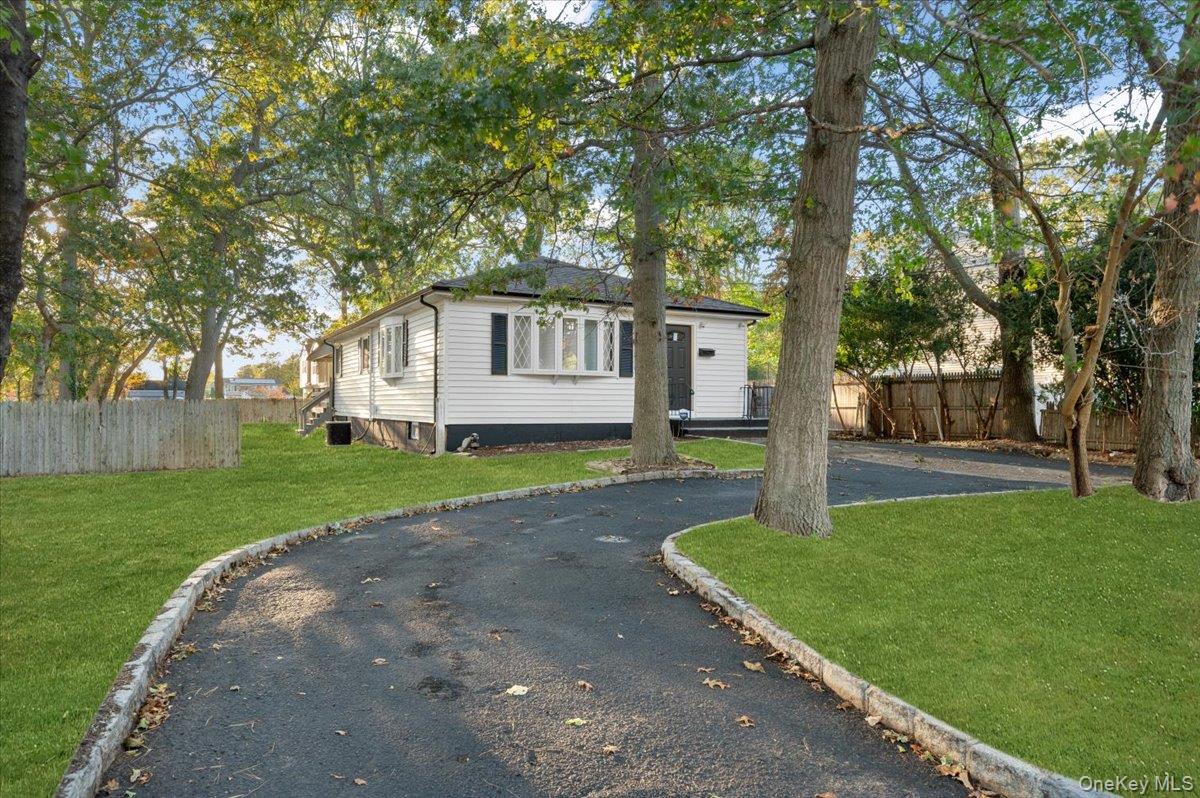 1358 Saxon Avenue, Bay Shore, NY 11706