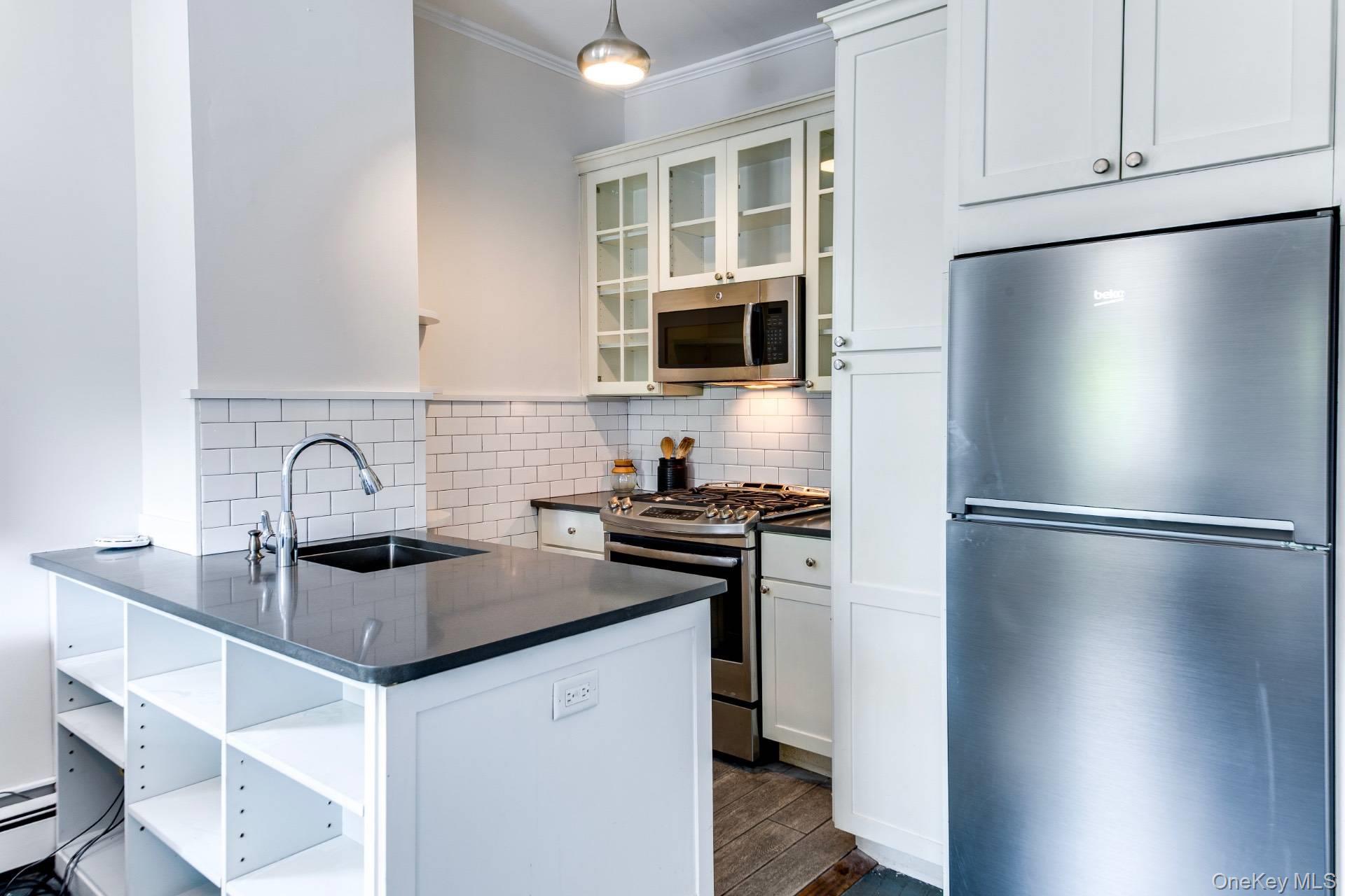 95 Main Street # 2, Sag Harbor, NY 11963