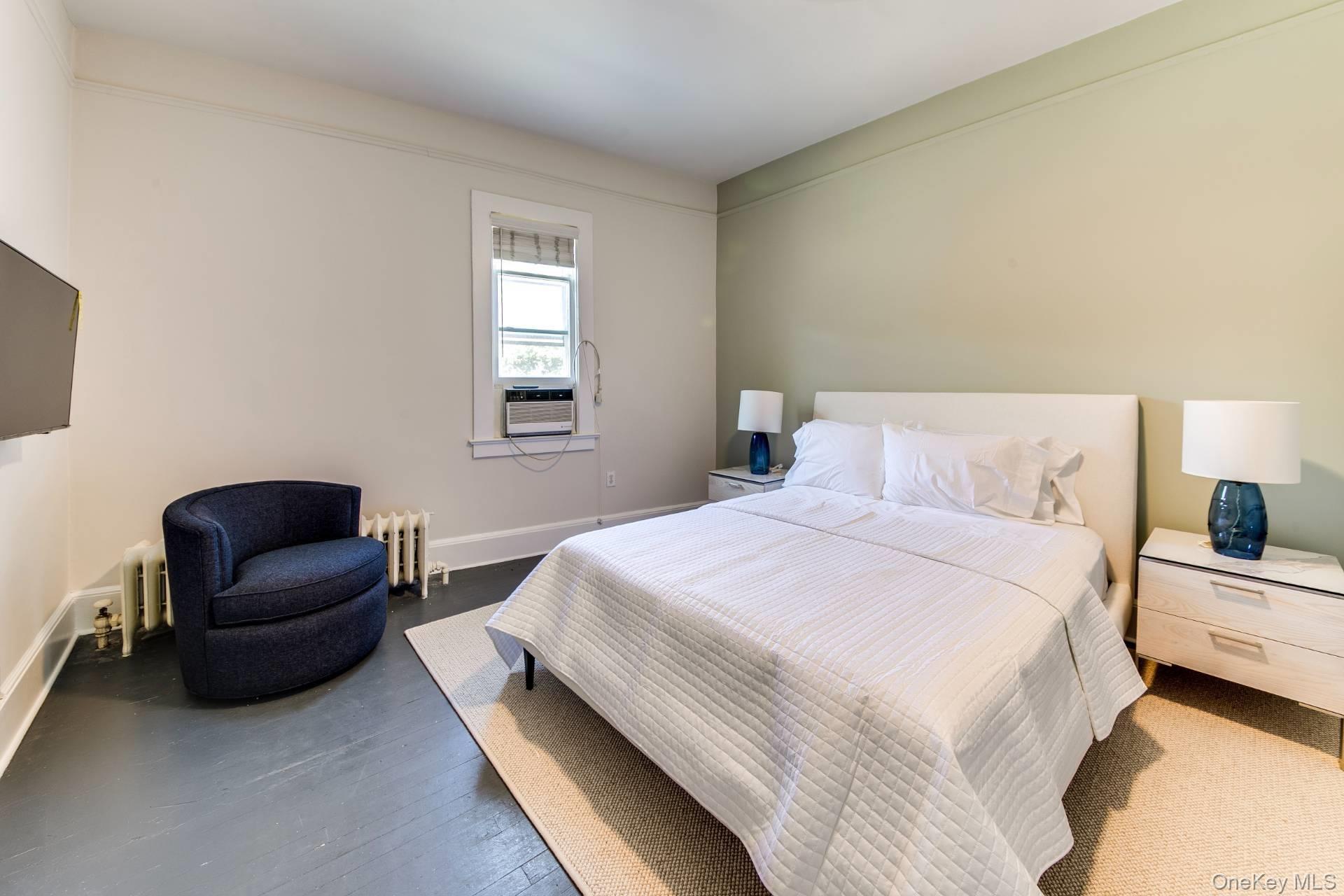 95 Main Street # 2, Sag Harbor, NY 11963