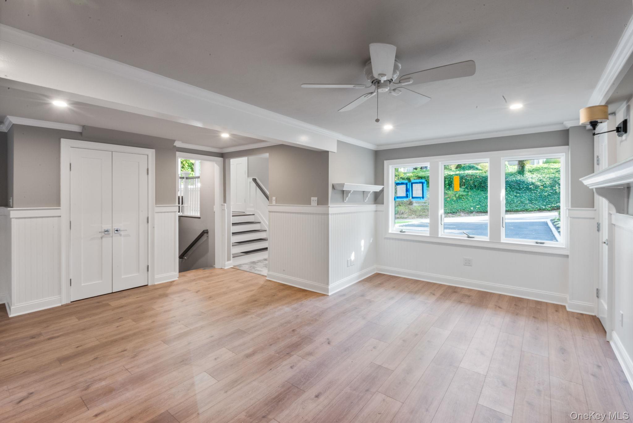 33 Alsace Place, Northport, NY 11768