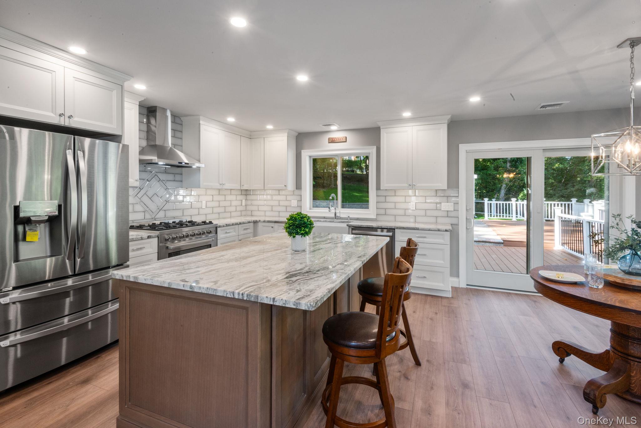 33 Alsace Place, Northport, NY 11768