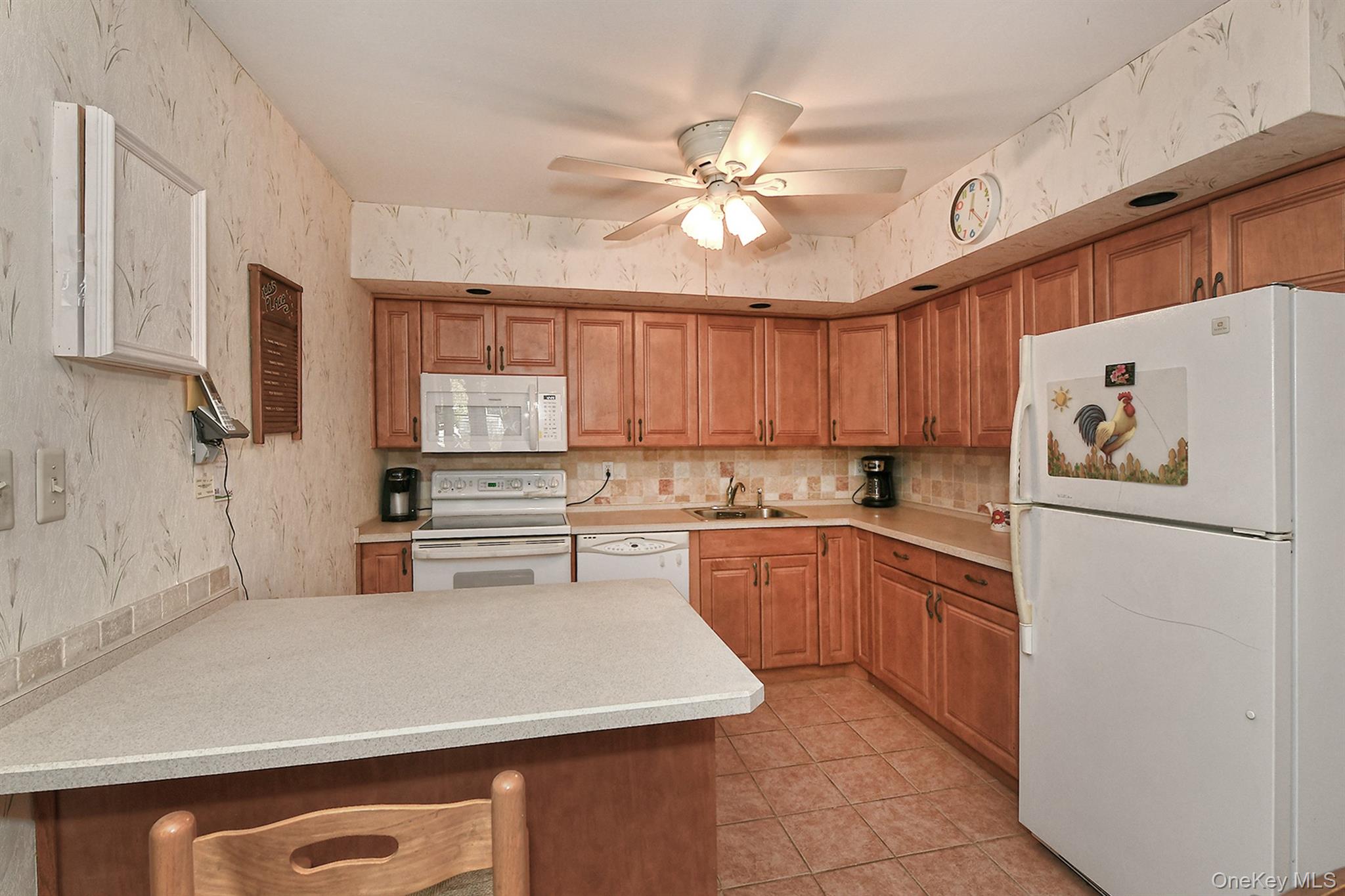 400 Fulton Street # 8A, Farmingdale, NY 11735