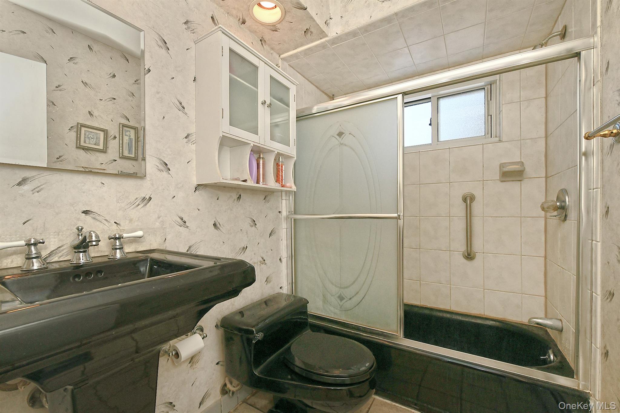 400 Fulton Street # 8A, Farmingdale, NY 11735