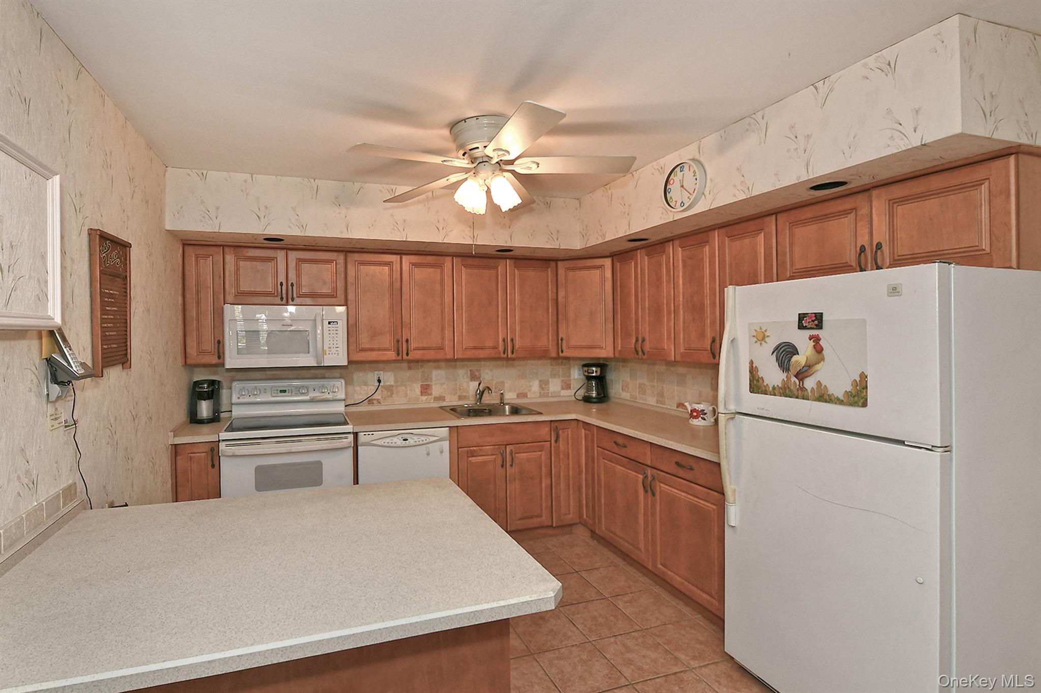 400 Fulton Street # 8A, Farmingdale, NY 11735