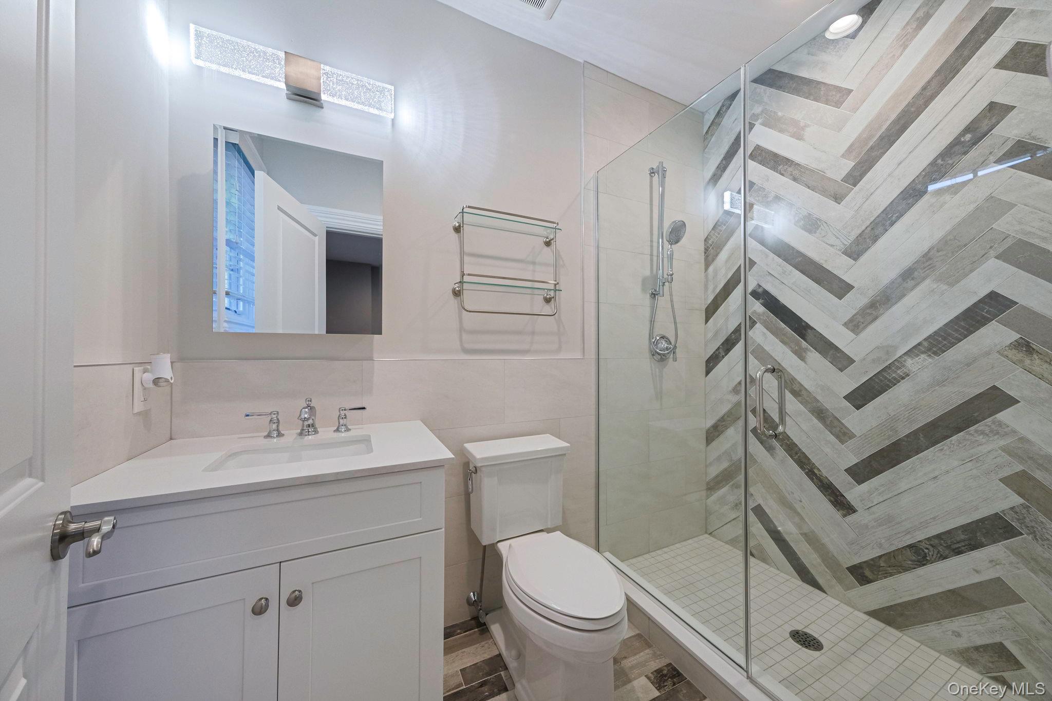 4 Carriage Court, Dix Hills, NY 11746