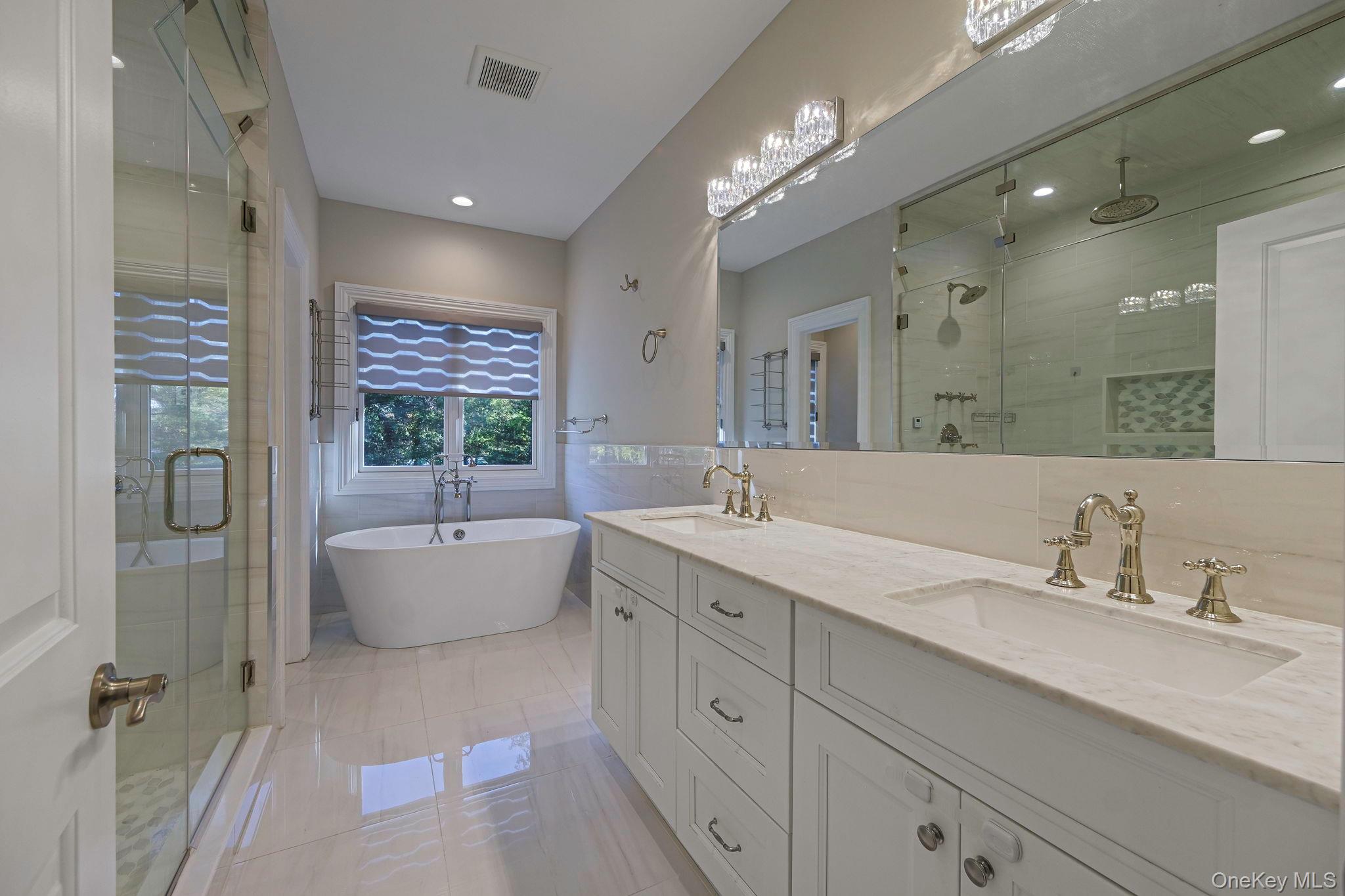 4 Carriage Court, Dix Hills, NY 11746