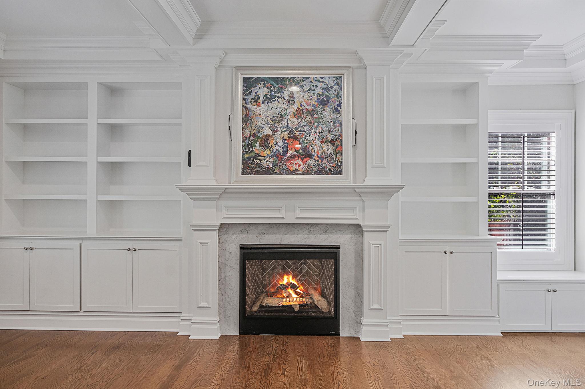 4 Carriage Court, Dix Hills, NY 11746