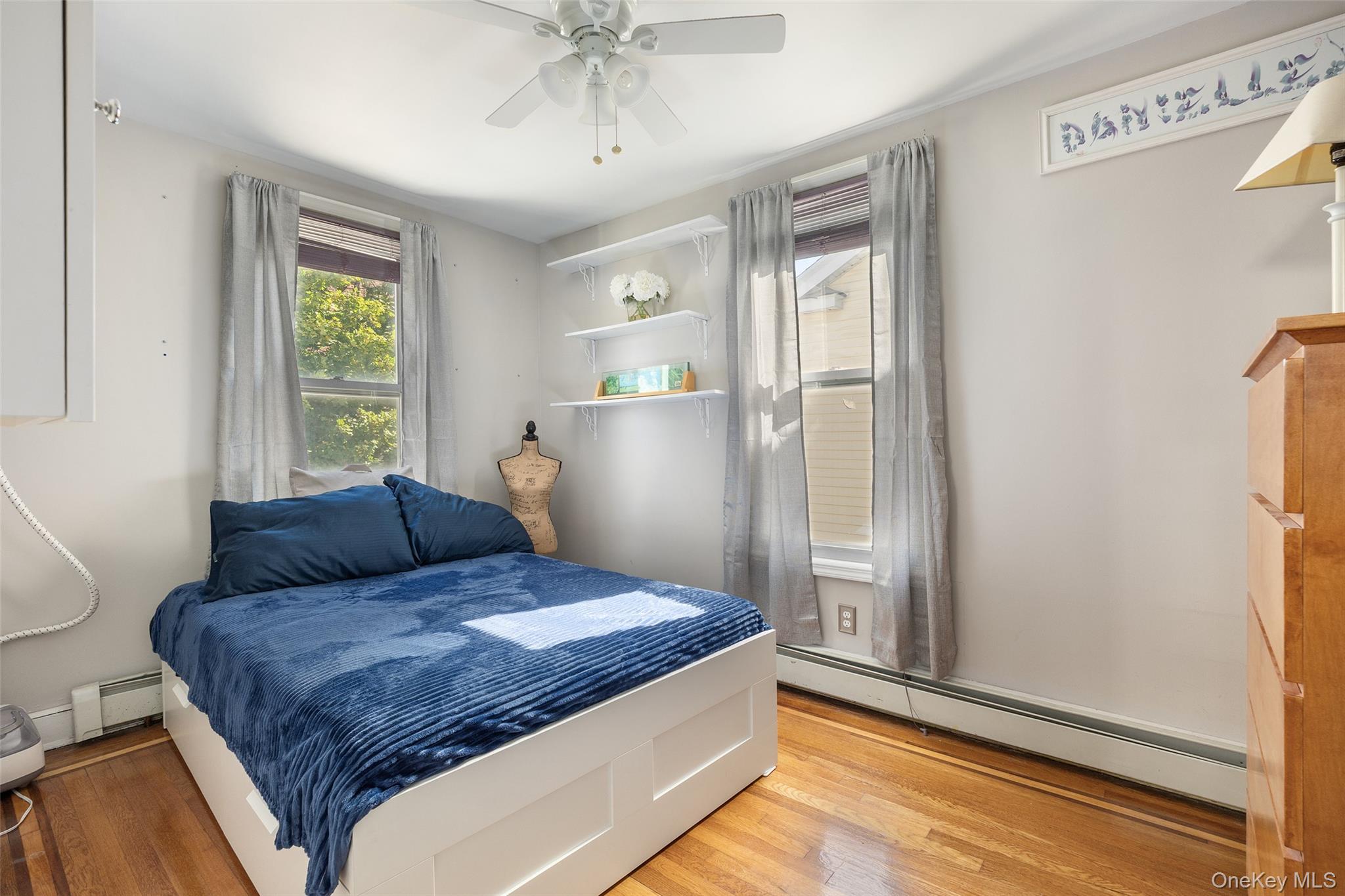 1946 Tomlinson Avenue, Bronx, NY 10461