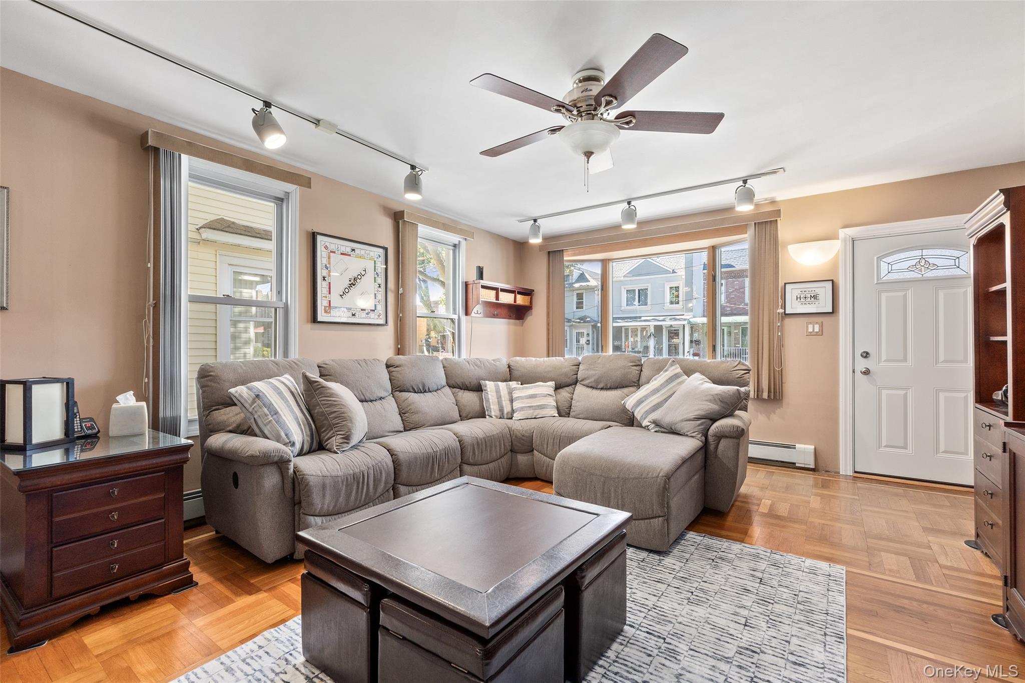 1946 Tomlinson Avenue, Bronx, NY 10461